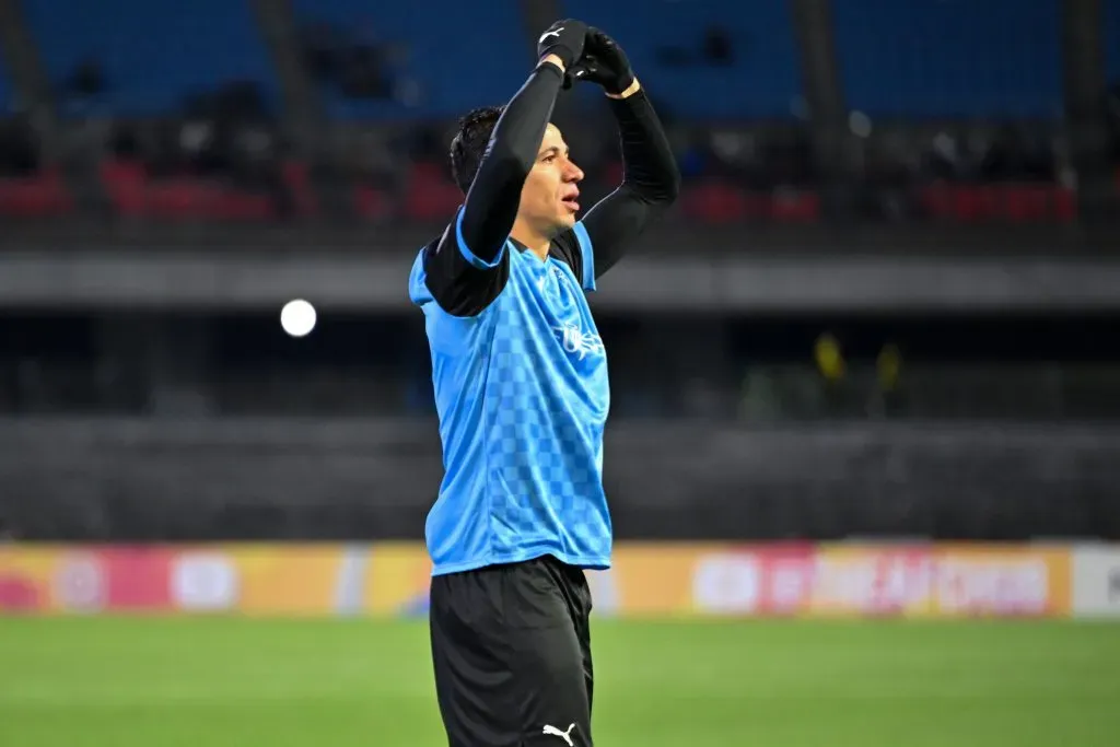 Comemoração marca registrada de Leandro Damião.  (Photo by Kenta Harada/Getty Images)