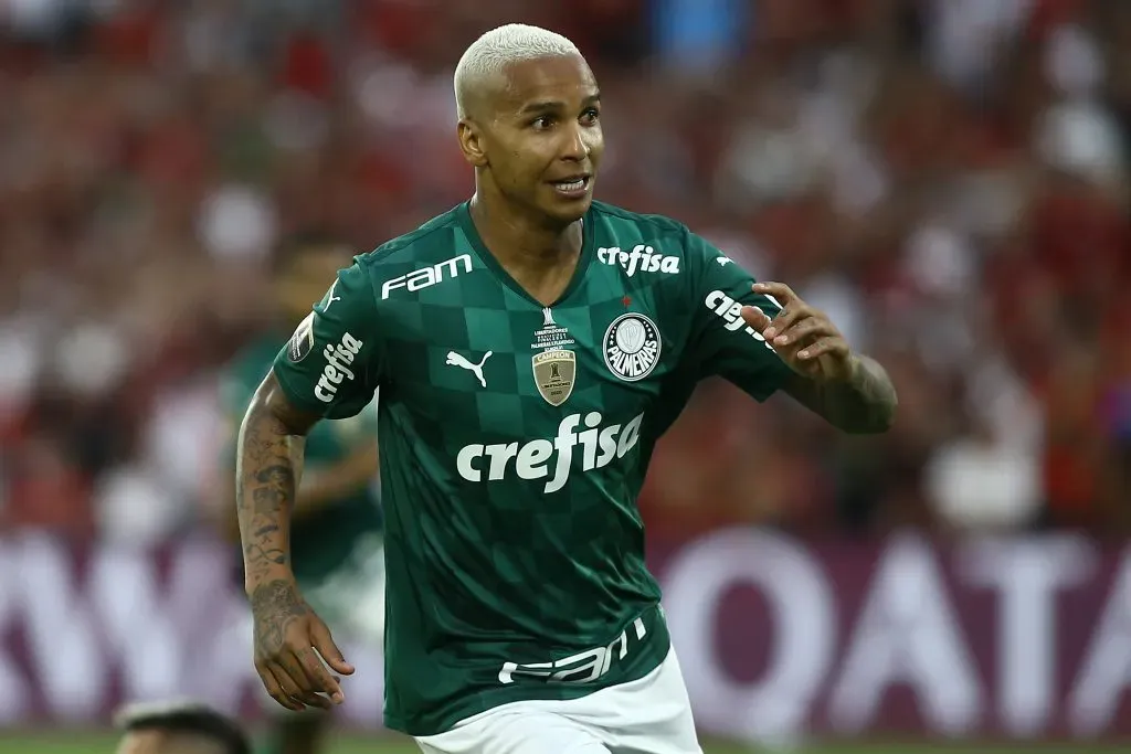 Deyverson em ação pelo Palmeiras (Photo by Ernesto Ryan/Getty Images)