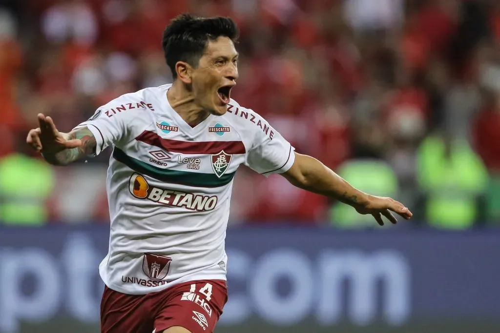 Germán Cano celebra gol pelo Fluminense. (Photo by Pedro H. Tesch/Getty Images)