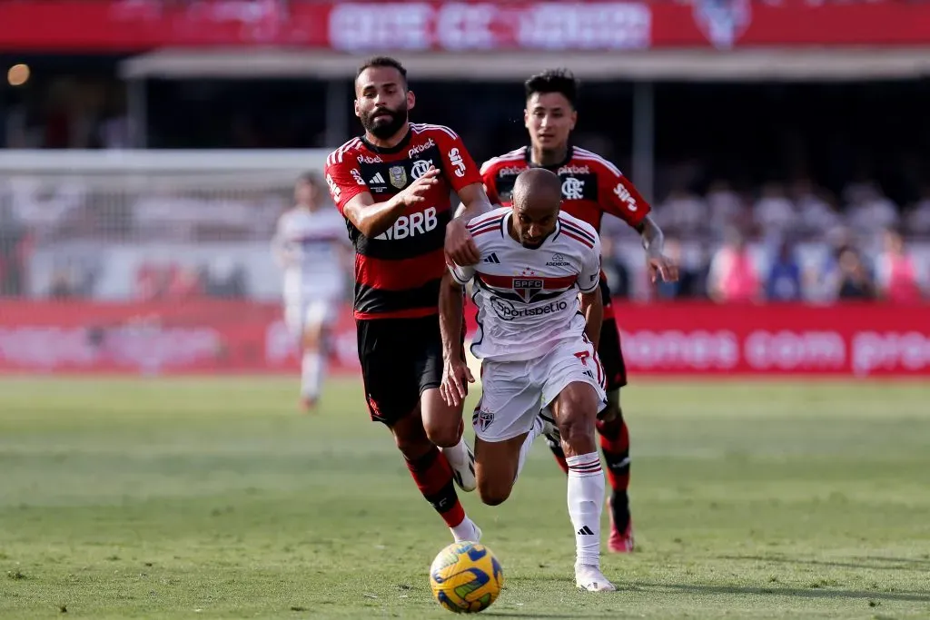 Lucas está perto de renovar. (Photo by Ricardo Moreira/Getty Images)