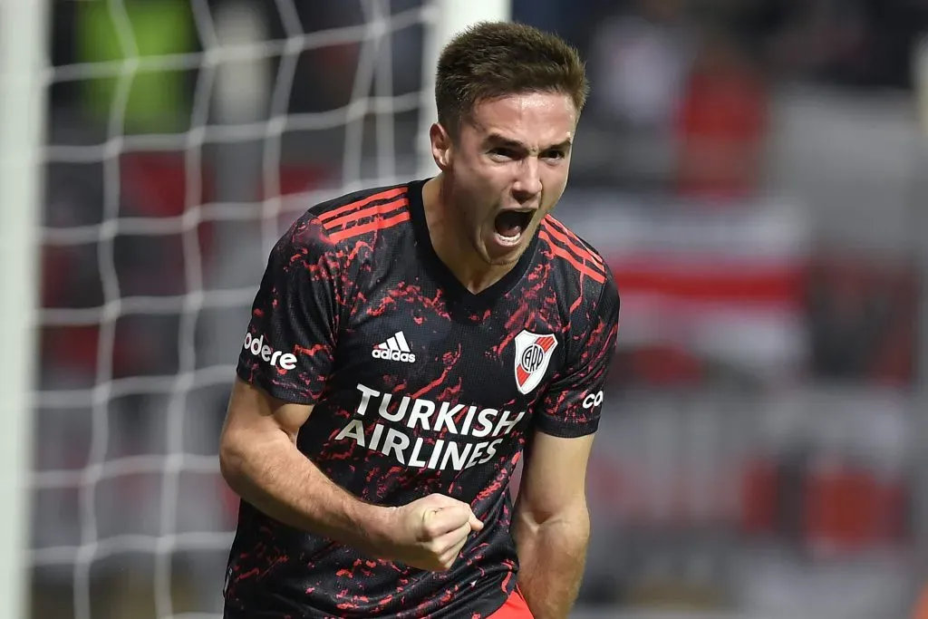 Jogador em ação pelo River. (Photo by Hernan Cortez/Getty Images)