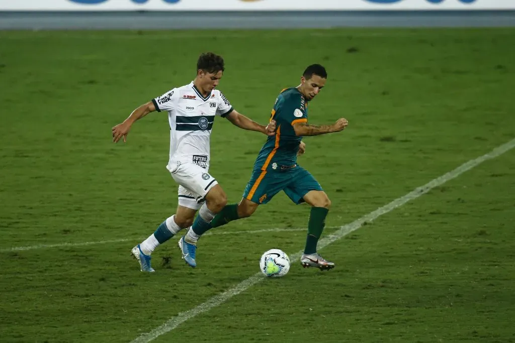 Natanael (esquerda) do Coritiba (Photo by Bruna Prado/Getty Images)