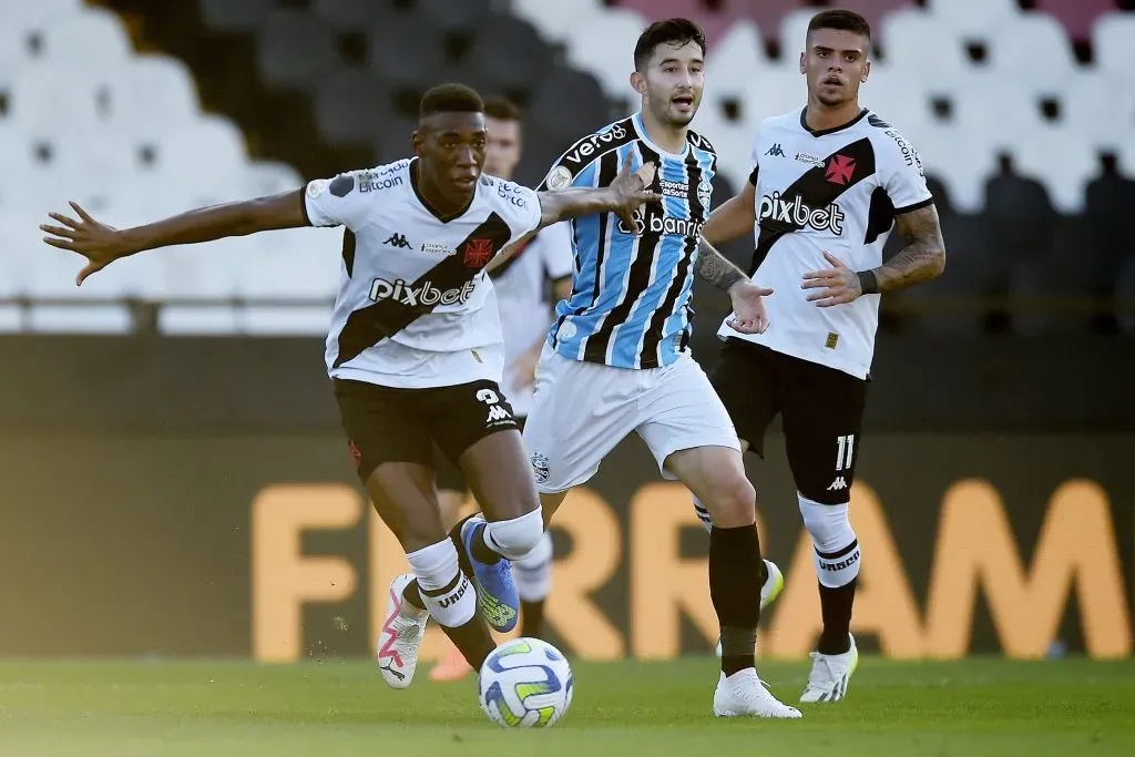 Léo pode ir para o Inter. (Photo by Alexandre Loureiro/Getty Images)