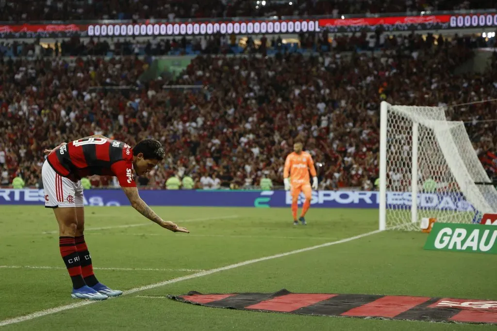 Pedro celebrando gol pelo Flamengo. (Photo by Wagner Meier/Getty Images)