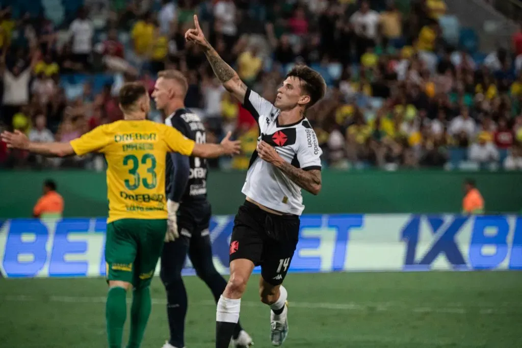 Orellano marca seu primeiro gol pelo Vasco contra o Cuiabá | Foto: Leandro Amorim/Vasco.