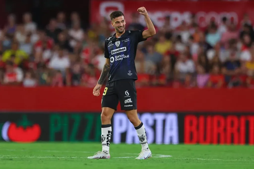 Díaz tende a jogar no Corinthians. (Photo by Fran Santiago/Getty Images)