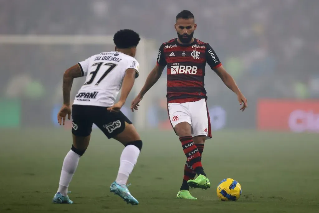 Maia enfrentando o Corinthians. (Photo by Buda Mendes/Getty Images)