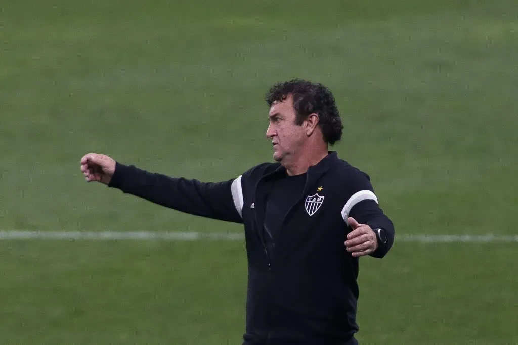 Cuca comadando o Atlético Mineiro contra o Corinthians. (Photo by Miguel Schincariol/Getty Images)