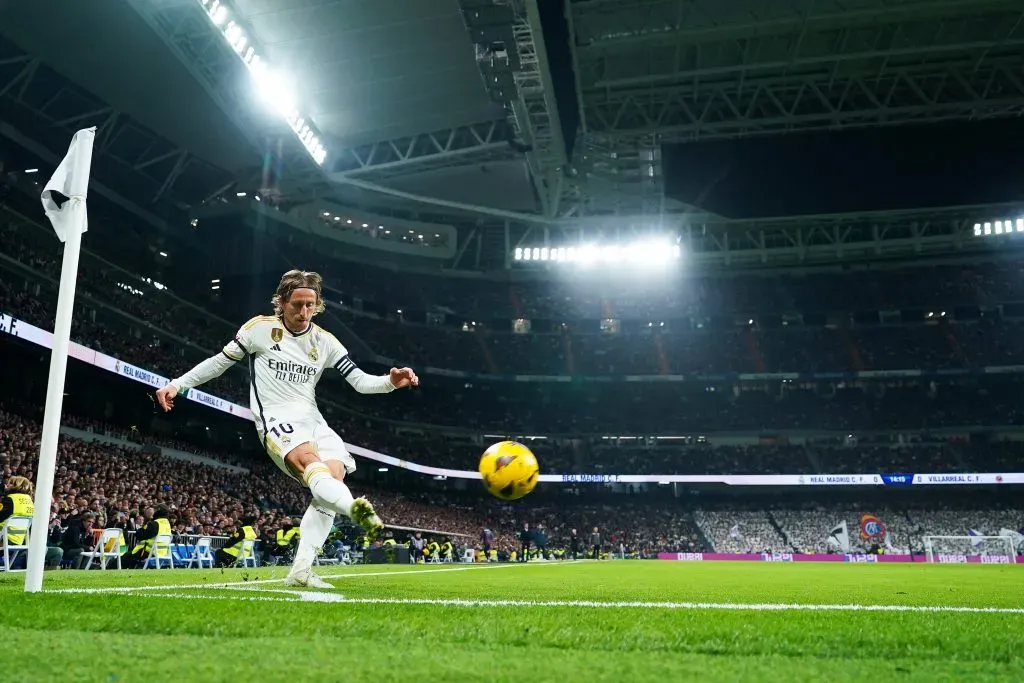 Modric em ação pelo Real Madrid. (Photo by Angel Martinez/Getty Images)