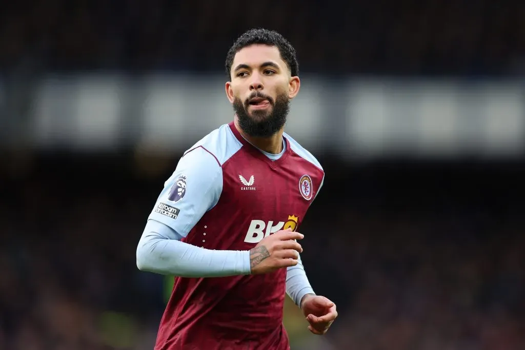 Douglas Luiz é destaque do Aston Villa. Foto: Matt McNulty/Getty Images