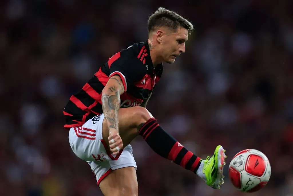Varela faz revelação no Flamengo. Foto: Buda Mendes/Getty Images