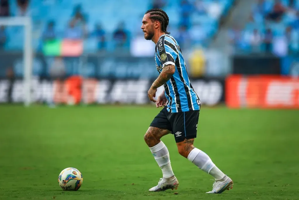 Nathan é alvo constante de críticas da torcida (Foto: Lucas Uebel/Grêmio/Divulgação)