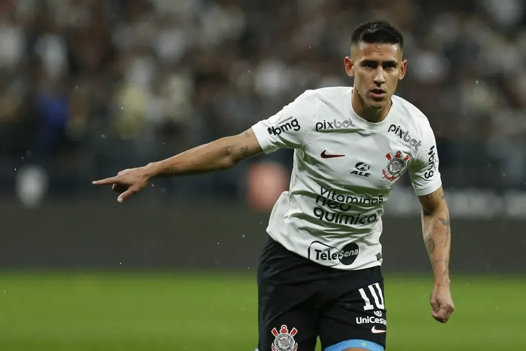 Rojas topa sair do Corinthians. Foto: Ricardo Moreira/Getty Images