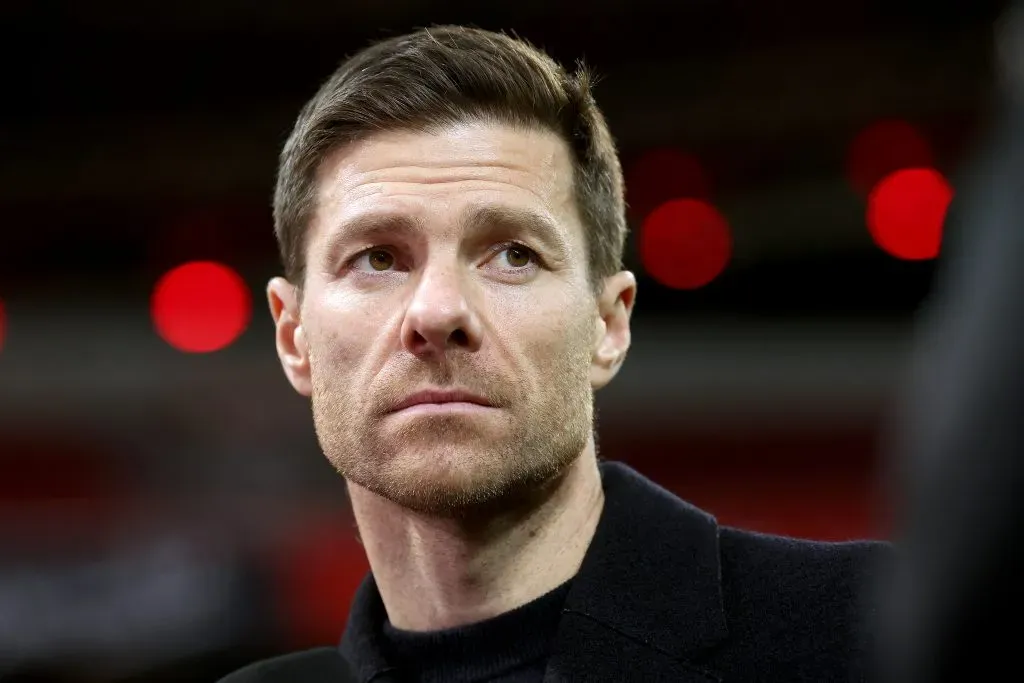 Xabi Alonso, técnico do Bayer (Photo by Alexander Hassenstein/Getty Images)