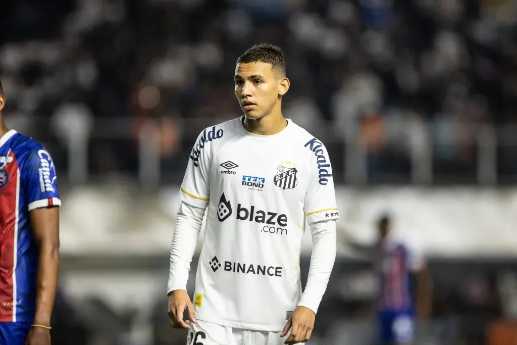 SP – SANTOS – 17/05/2023 – COPA DO BRASIL 2023, SANTOS X BAHIA – Deivid Washington jogador do Santos durante partida contra o Bahia no estadio Vila Belmiro pelo campeonato Copa do Brasil 2023. Foto: Abner Dourado/AGIF