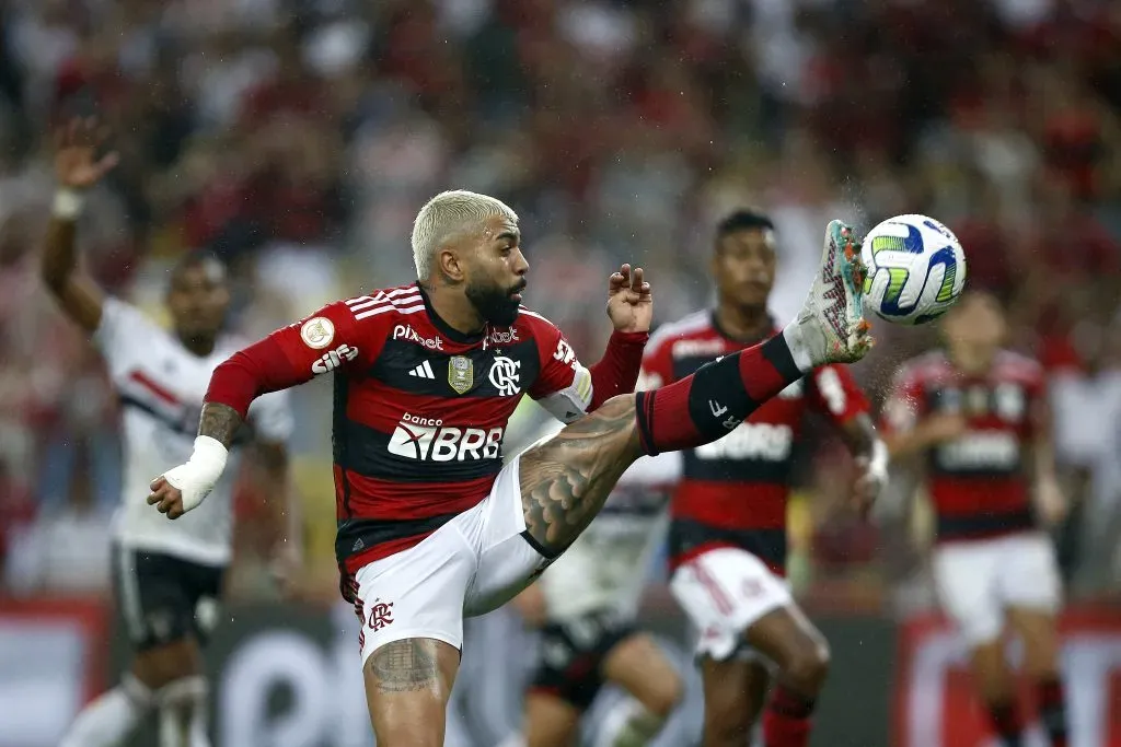 Gabigol em ação contra o São Paulo. (Photo by Wagner Meier/Getty Images)