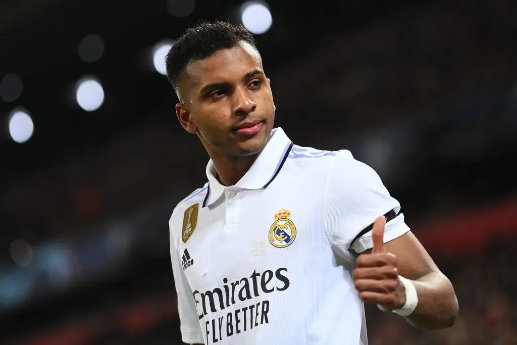 Rodrygo em ação pelo clube merengue. (Photo by Michael Regan/Getty Images)