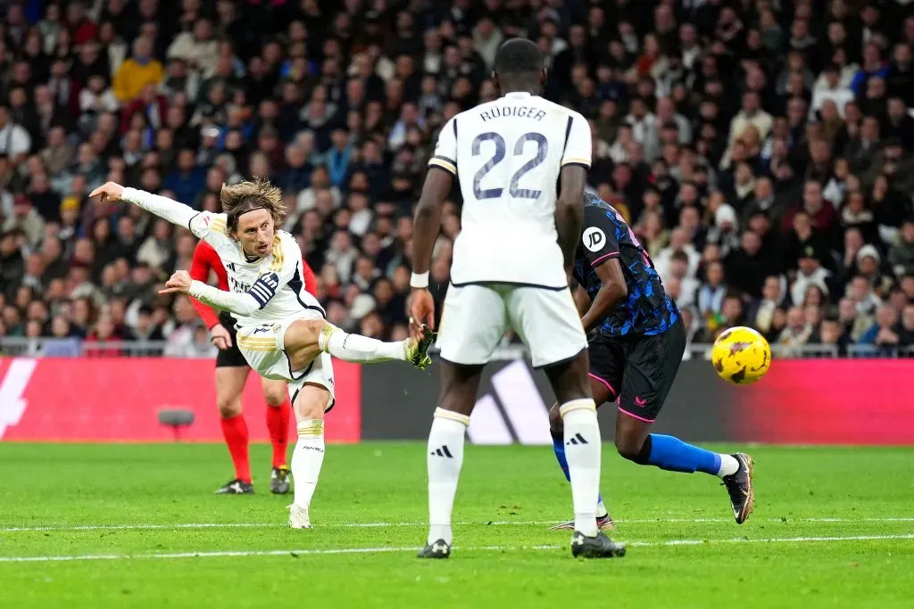 Modric é referência no meio-campo do Real Madrid. Foto: Angel Martinez/Getty Images
