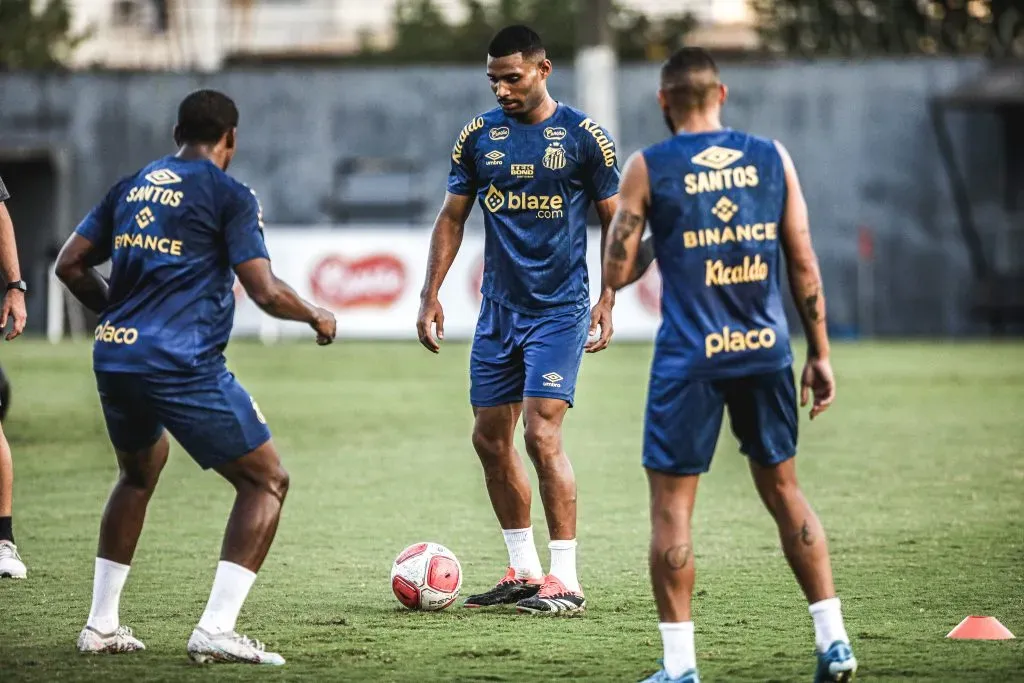 Joaquim em ação pelo Santos. Foto: Reinaldo Campos/AGIF