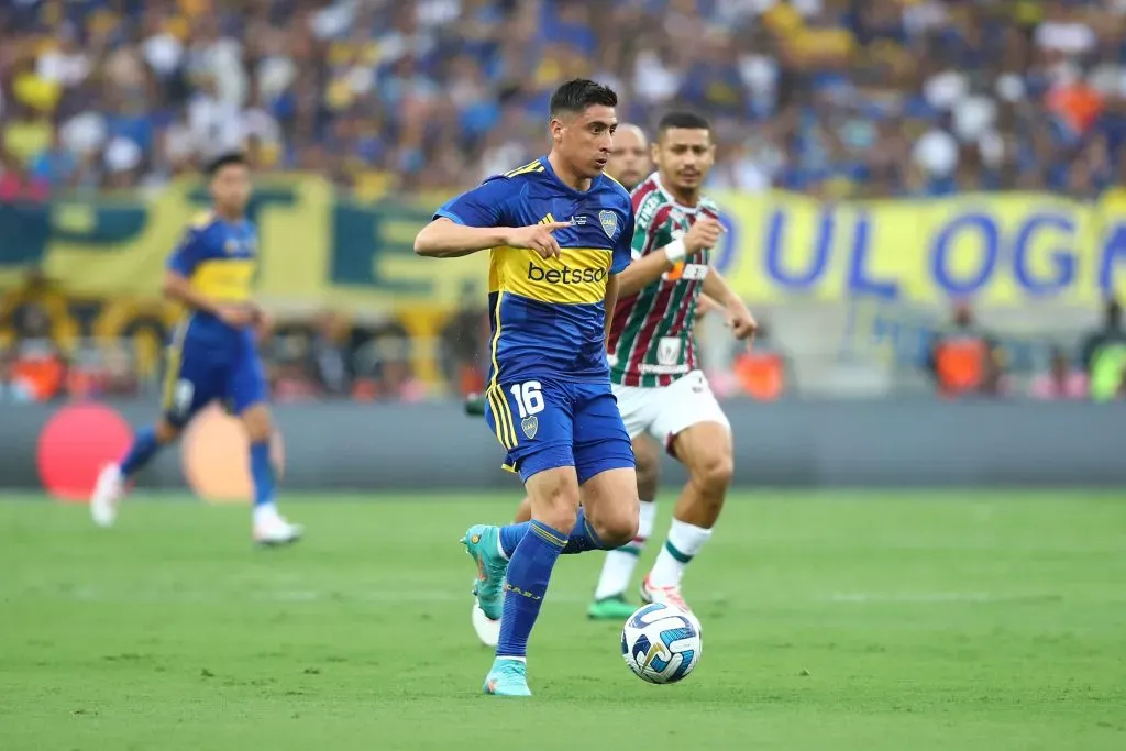 Miguel Merentiel em ação pelo Boca Juniors. (Photo by Raul Sifuentes/Getty Images)
