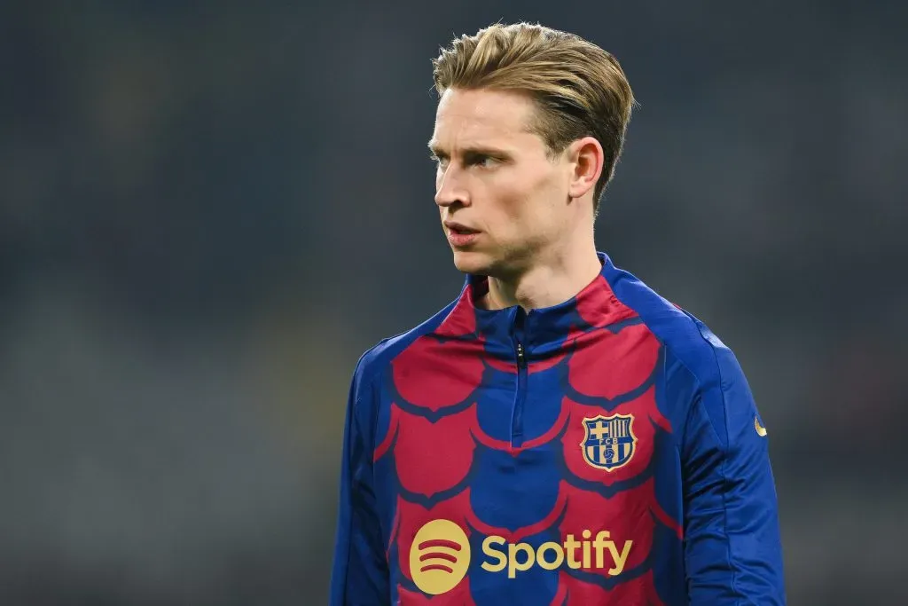 De Jong pode estar deixando o Barça. (Photo by David Ramos/Getty Images)