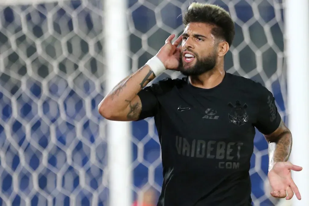 Yuri Alberto celebrando o seu gol na partida de hoje. (Photo by Christian Alvarenga/Getty Images)