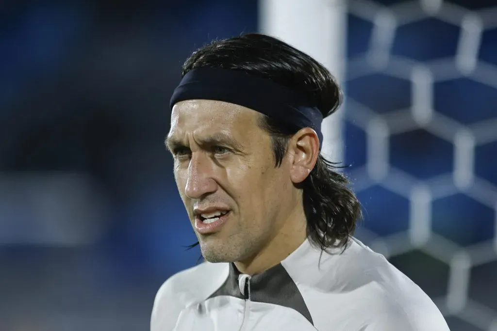 Goleiro enfrentando o Racing, do Uruguai (Photo by Ernesto Ryan/Getty Images)