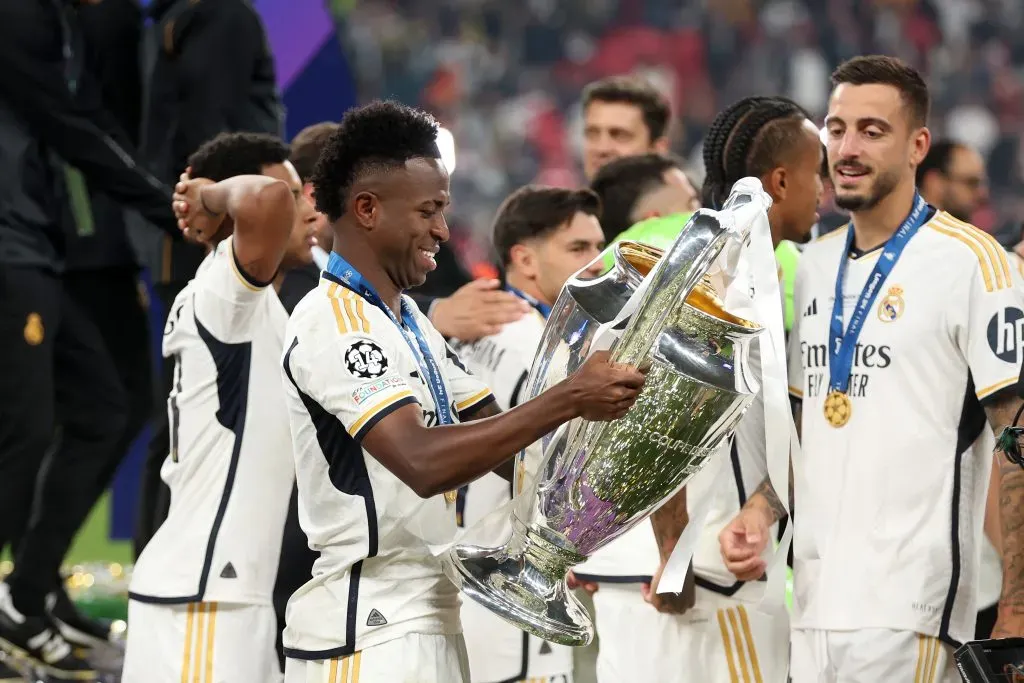 Vini Jr marcou um dos gols da vitória por 2 a 0 do Real Madrid na grande decisão da Champions. (Photo by Lars Baron/Getty Images)