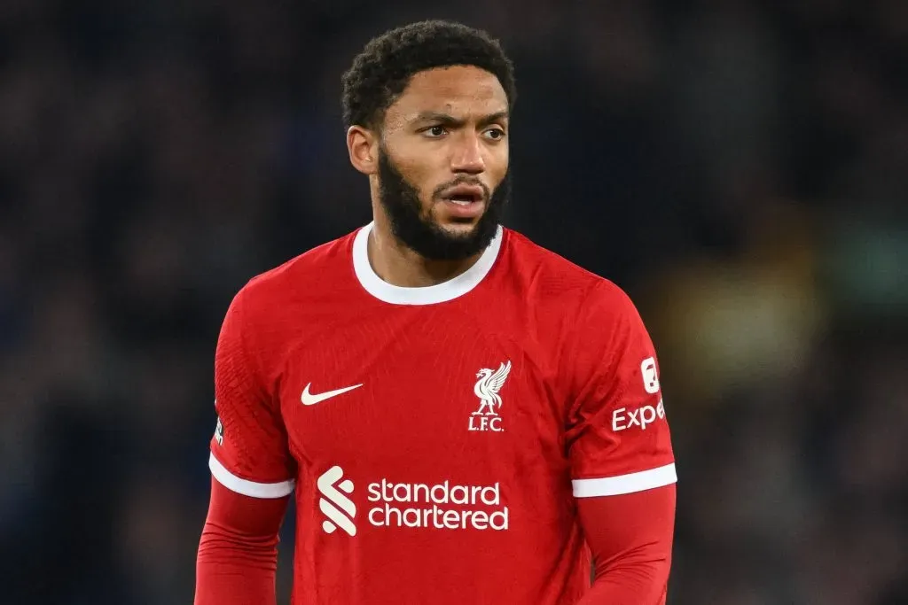 Joe Gomez em ação com a camisa do Liverpool. Copyright: xCraigxThomas/NewsxImagesx