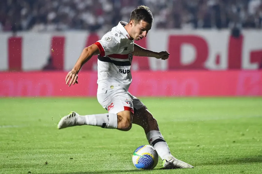 Galoppo com a camisa do São Paulo. Photo: Roberto Casimiro/Fotoarena x2576598x PUBLICATIONxNOTxINxBRA RobertoxCasimiro