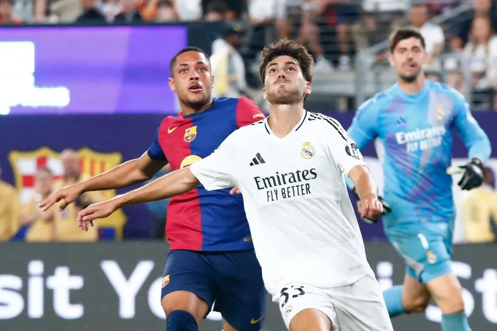 Vitor Roque no El Clasico, contra o Real Madrid. Foto: IMAGO / ZUMA Press Wire