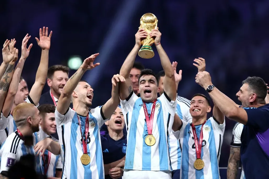 Acuña venceu a Copa do Mundo de 2022 (Photo by Julian Finney/Getty Images)