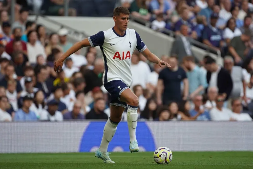 Micky van de Ben em ação pelo Tottenham. Foto: Imago