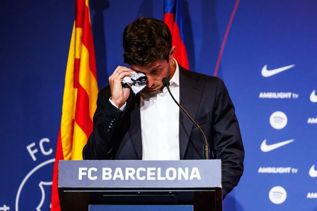 Sergi Roberto chora em sua despedida do Barcelona. Foto: IMAGO / Zuma Press Wire