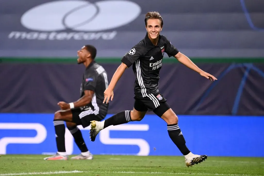 Caqueret em campo pelo Lyon (Photo by Franck Fife/Pool via Getty Images)