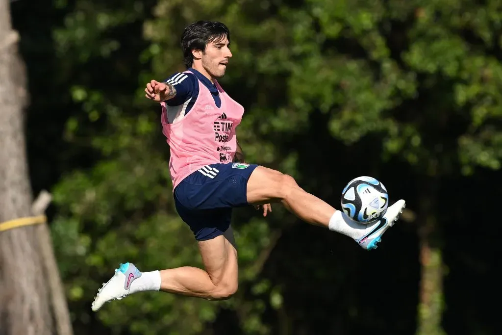 Sandro Tonali treinando com a Seleção Italiana. (Photo by Tullio M. Puglia/Getty Images)