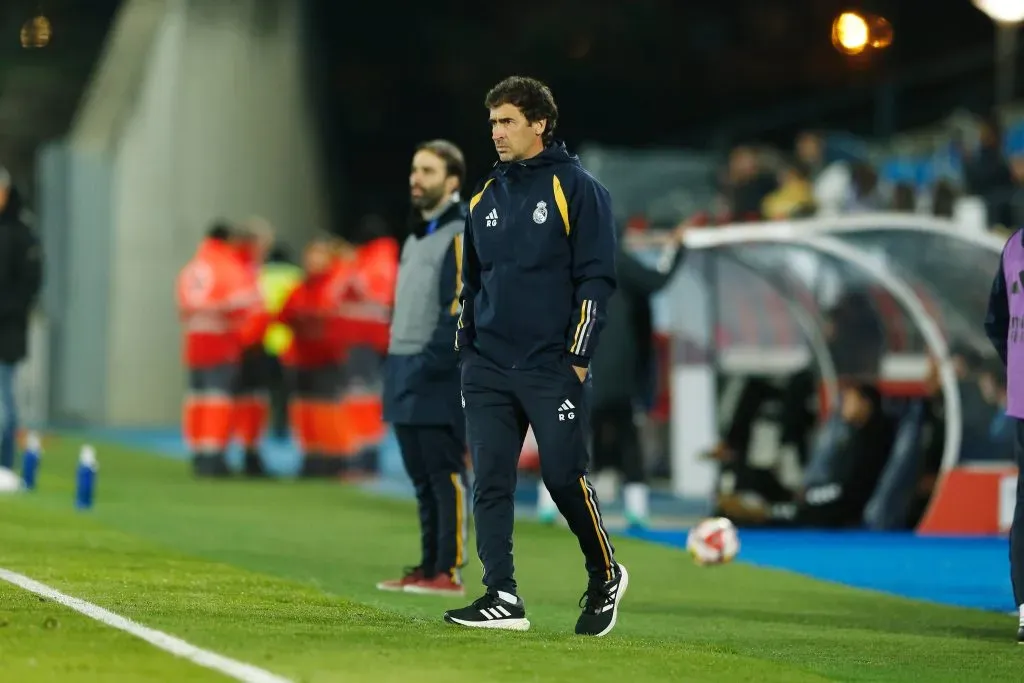 Raúl Gonzalez como treinador do Real Madrid Castilla.