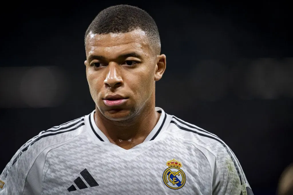 Kylian Mbappé com a camisa do Real Madrid. Foto: IMAGO.