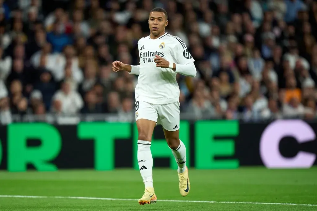 Mbappé não consegue render de camisa 9. (Photo by Angel Martinez/Getty Images)