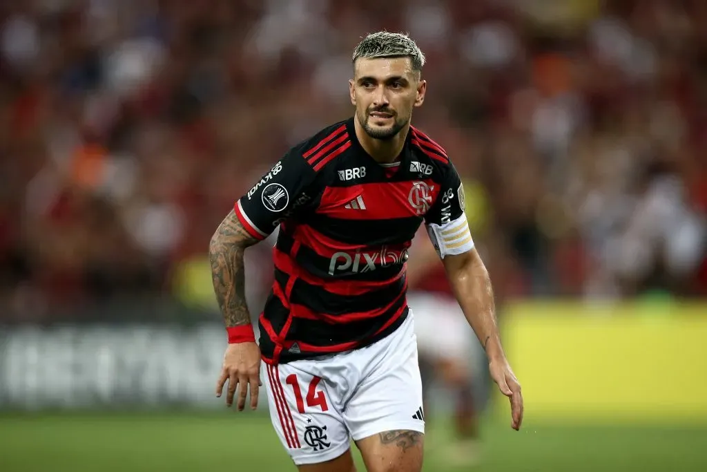 Arrascaeta em ação pelo Flamengo. (Photo by Wagner Meier/Getty Images)