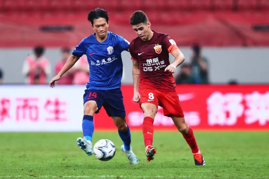 Oscar em ação no futebol da China. Foto: IMAGO / Copyright: xVCGx 111520109554.