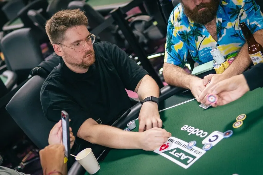 Antes de ser profissional de poker, Rui Bouquet atuava como médico