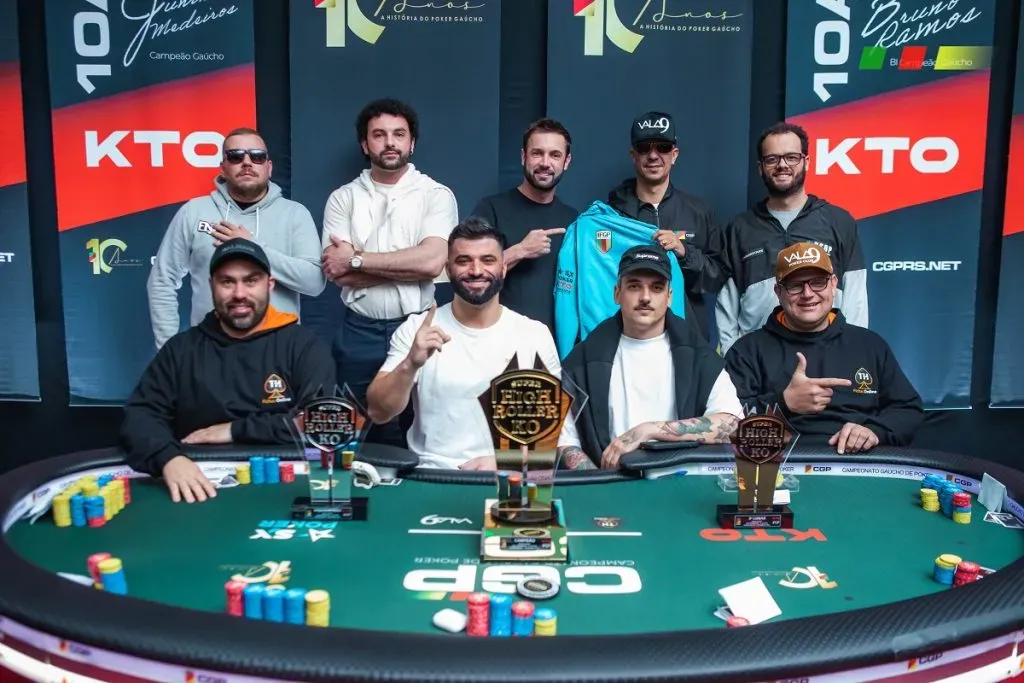 Mesa final do Super High Roller do CGP