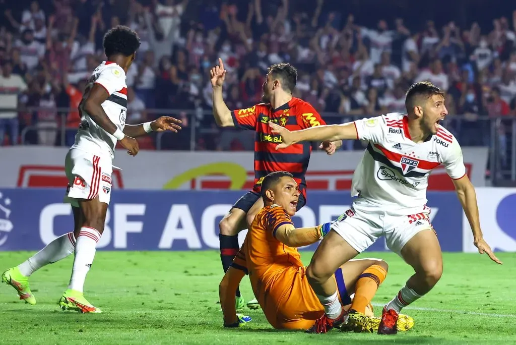 Calleri havia acabado de retornar ao Tricolor na ocasião. Foto: Marcello Zambrana/AGIF