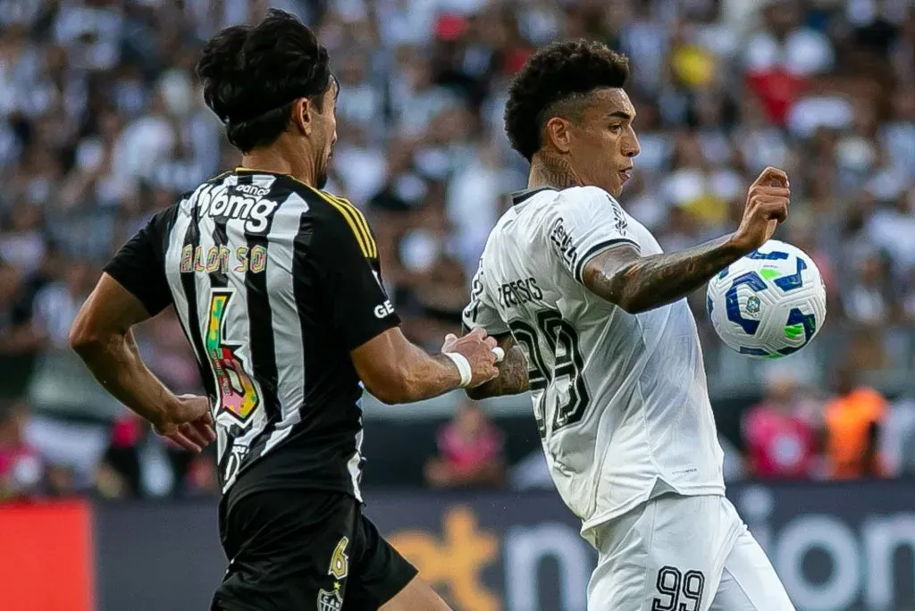Igor Jesus em ação pelo Botafogo. Foto: Fernando Moreno/AGIF