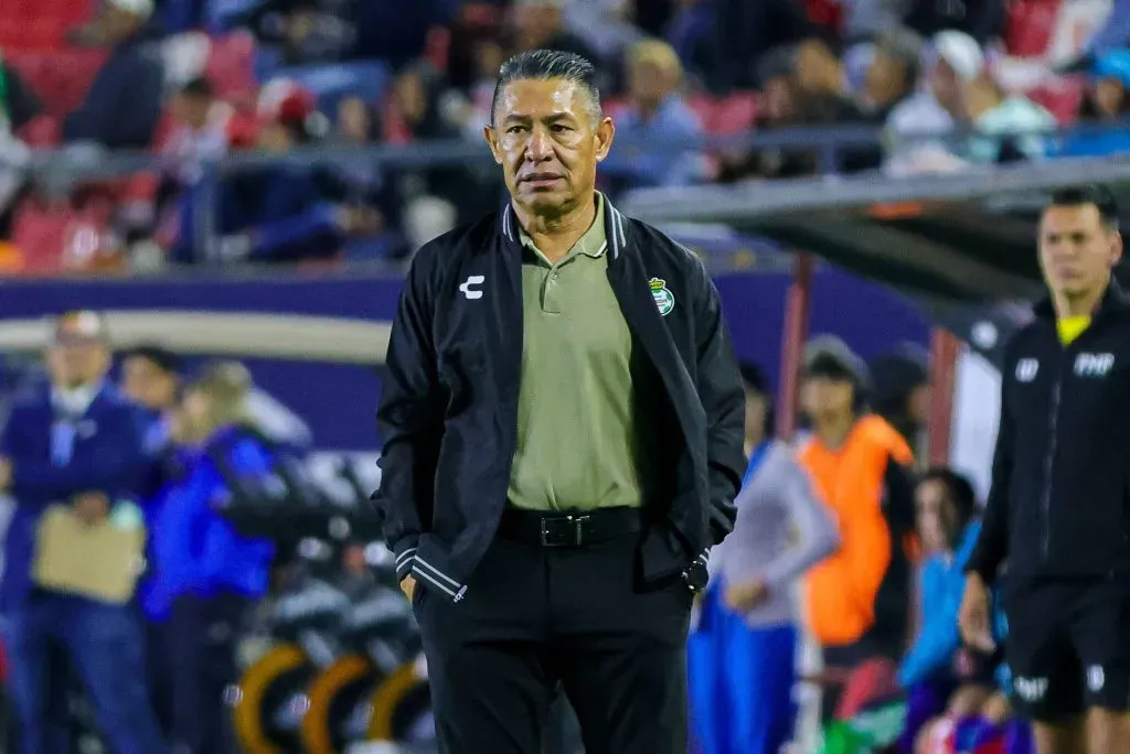 Ignacio Ambriz ya no es el técnico de Santos Laguna (IMAGO)