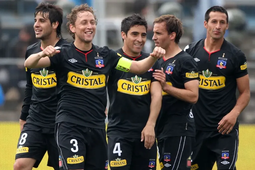 Luis Mena con la camiseta de Colo Colo. (Foto: Photosport)