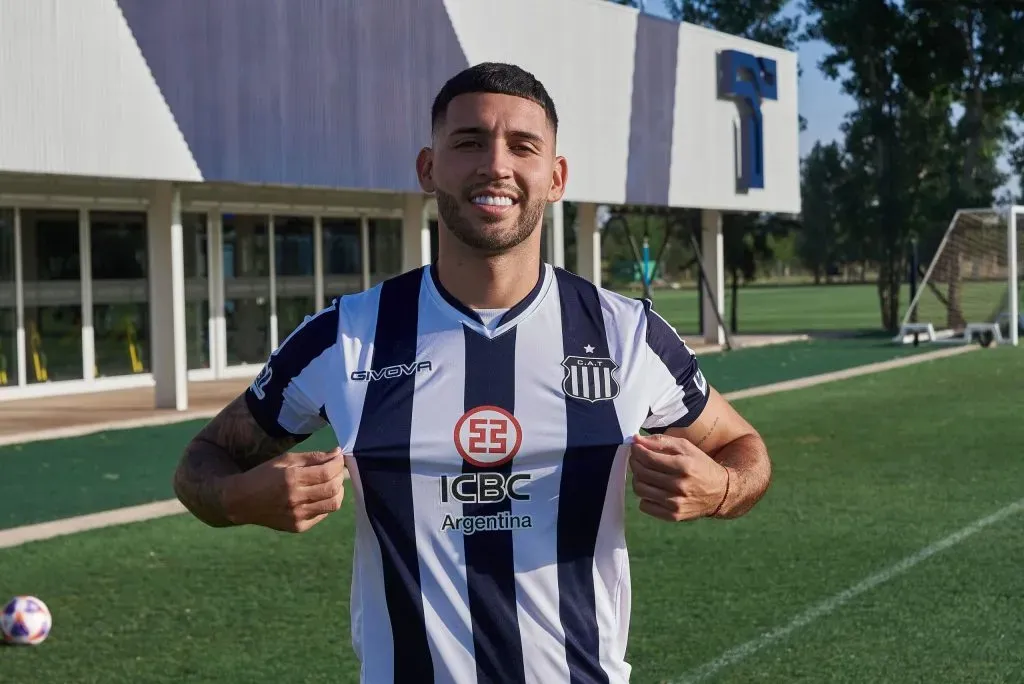 Nahuel Bustos se va de Talleres.