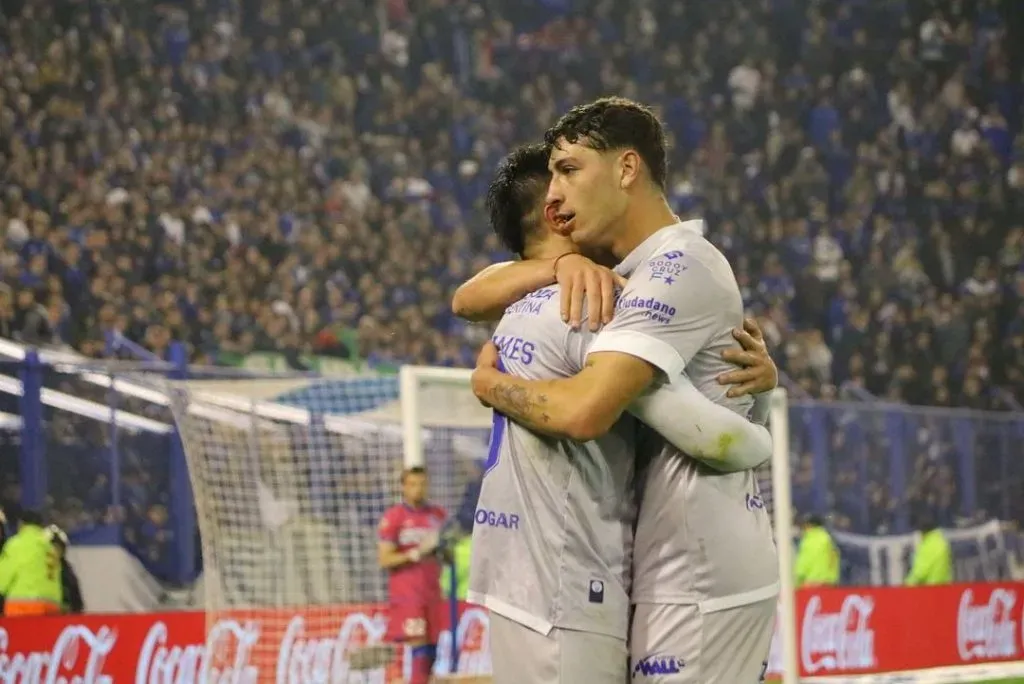 El final de la celebración de Thomas Galdames que desató una batahola en el partido que Godoy Cruz le empató a Vélez Sarsfield. (Instagram Thomas Galdames).