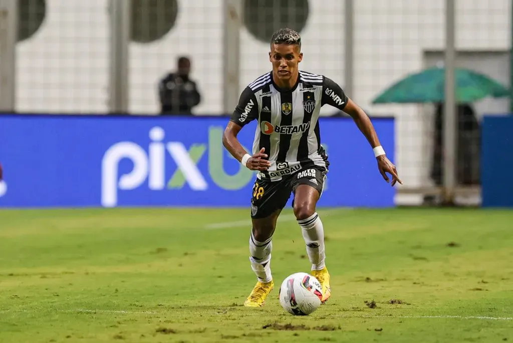 Pedrinho em ação pelo Atlético Mineiro. Foto: Gilson Junio/AGIF